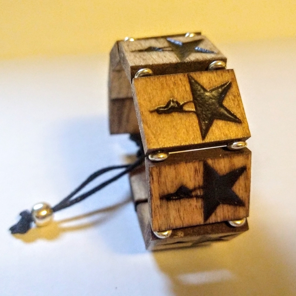 Hamilton wood tile engraved slip cord bracelet